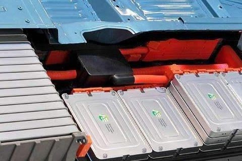 日照汽车电池回收-上门回收钛酸锂电池|高价报废电池回收
